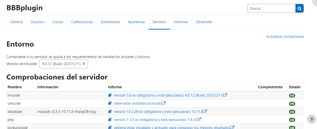 Captura de pantalla que muestra la versión de Moodle 4.0.12 (Build: 20231211) y las comprobaciones del servidor con todos los componentes en estado OK.